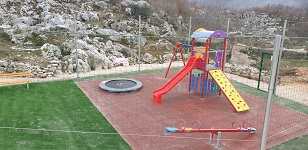 Dječije igralište u Zagvozdu, Hrvatska